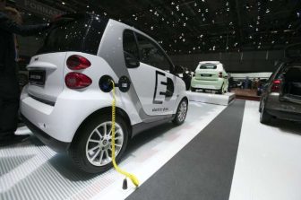 SERES Leads Chinese EV Innovation at Davos, Championing Global Collaboration for the Intelligent Age