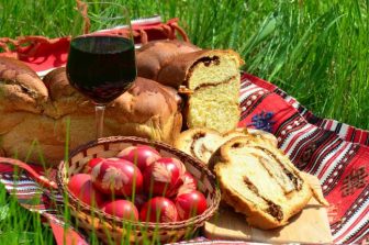 Cracker Barrel Reinforces Focus on Food and Guest Experience with Leadership and Organizational Structure Changes